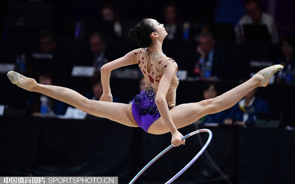 女子10米气步枪团体决赛 黄雨婷韩佳予王子菲代表浙江队夺冠