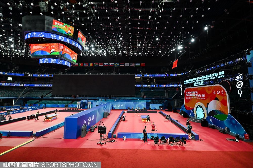 2025 赛季：大联盟球员在世界大赛结束后集体为患儿基金会筹得 1000 万美元